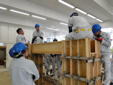 20230421施工実習_Ｌ型擁壁C2P2-181.jpg