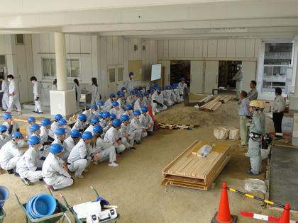 20230421施工実習_Ｌ型擁壁C2P2-011.jpg