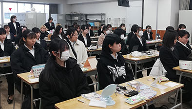 メイクアップ初級②-1.jpg