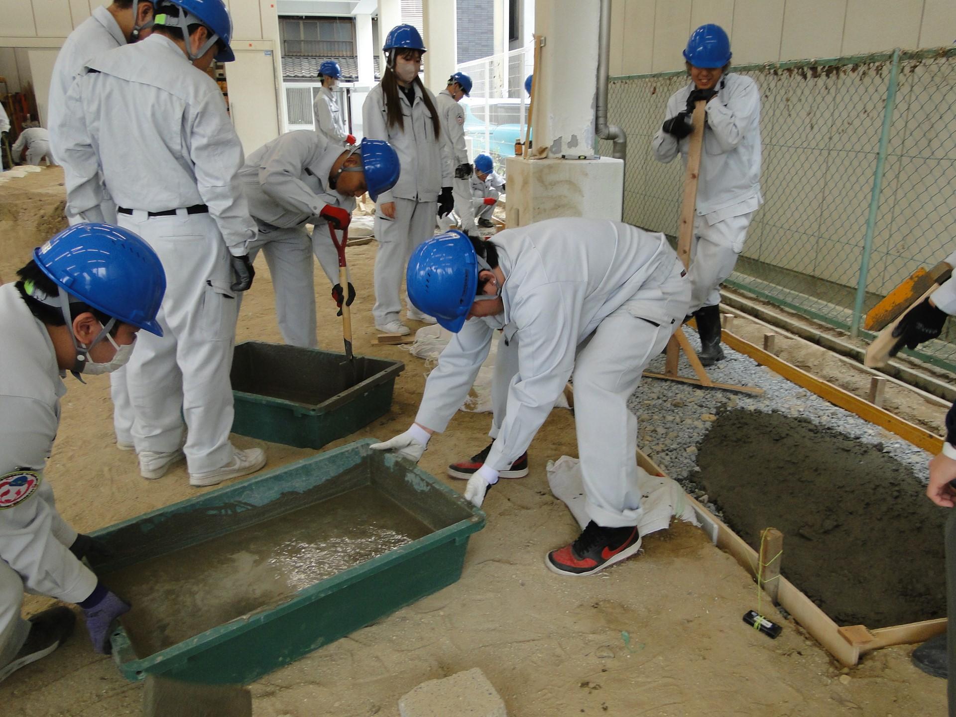 20230418施工実習_捨コンC2-110.jpg
