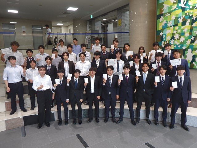 20250929_1級土木合格者集合写真-23s.jpg