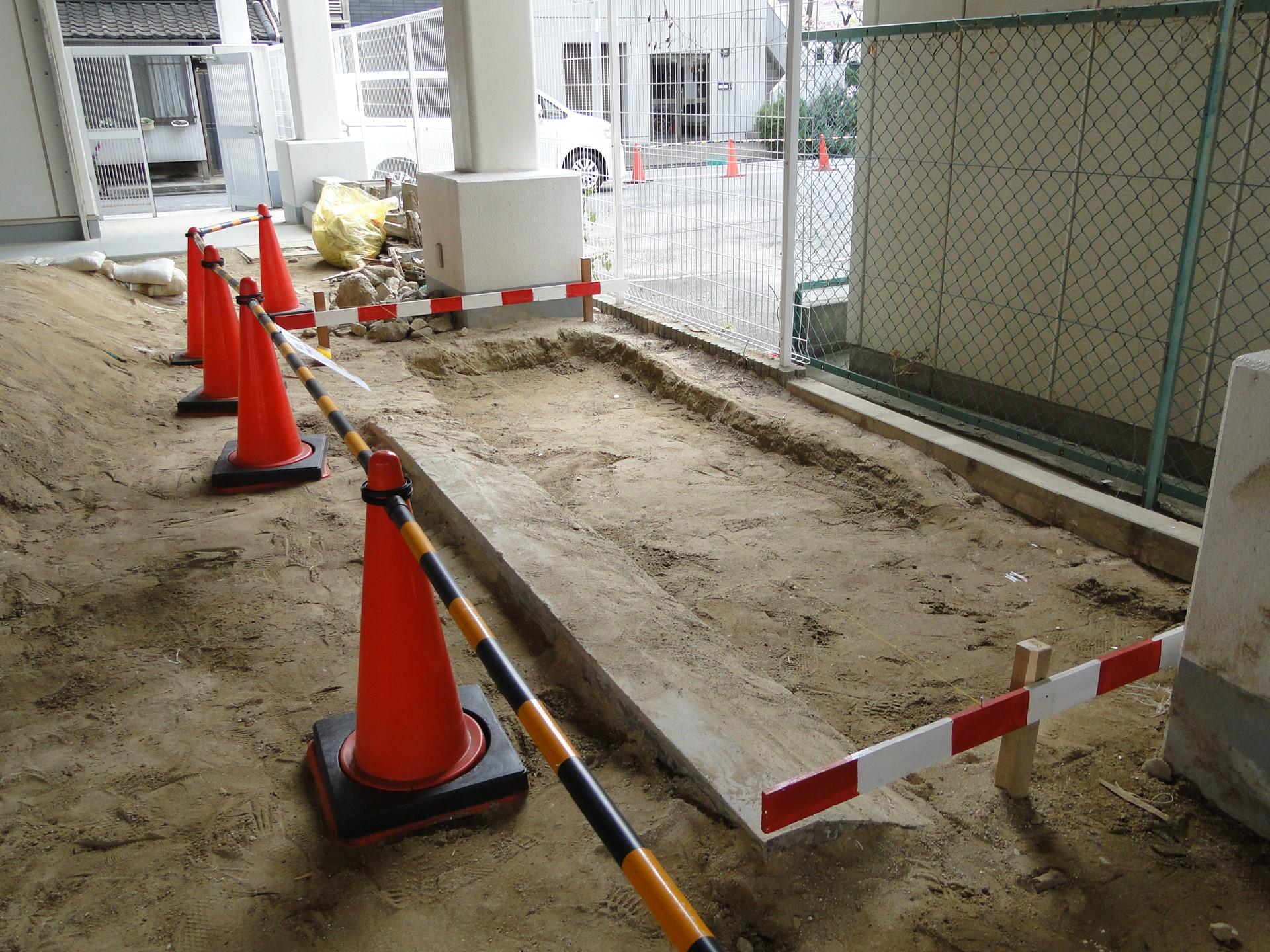 20230411施工実習_床掘C2-69.jpg