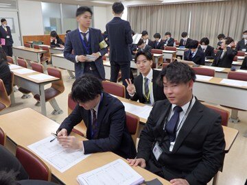 20260217卒研発表会1日目-008s.jpg