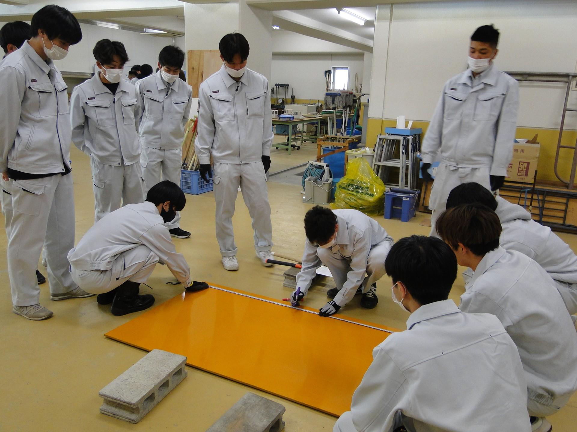 20230417施工実習_型枠C2-02.jpg